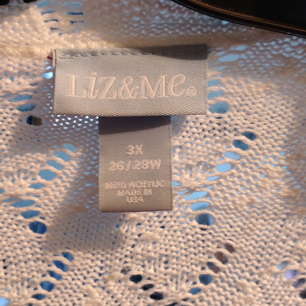 Top - Picture 2 of 2